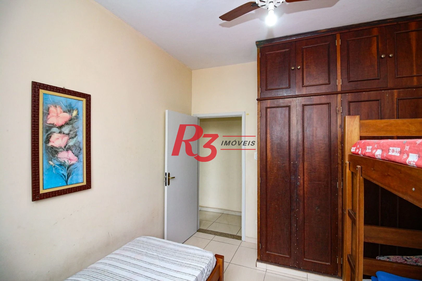 Apartamento com 2 dormitórios à venda, 80 m² por R$ 750.000,00 - Gonzaga - Santos/SP