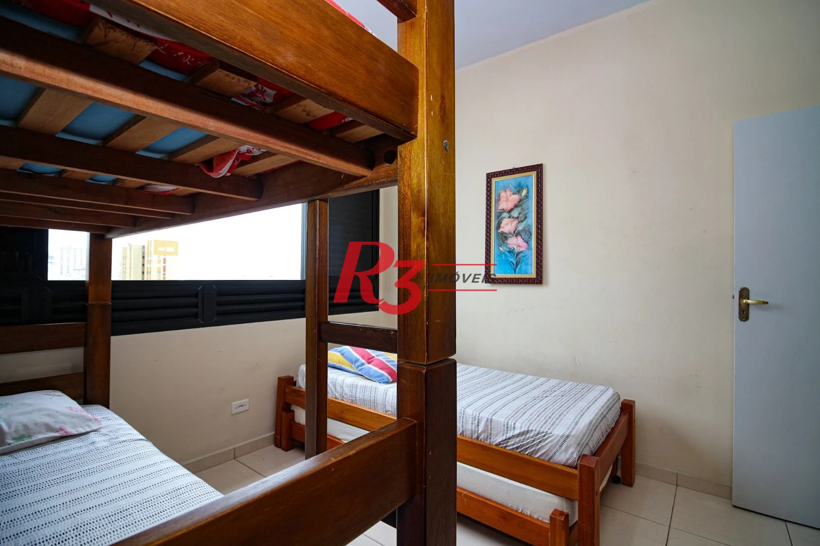 Apartamento com 2 dormitórios à venda, 80 m² por R$ 750.000,00 - Gonzaga - Santos/SP