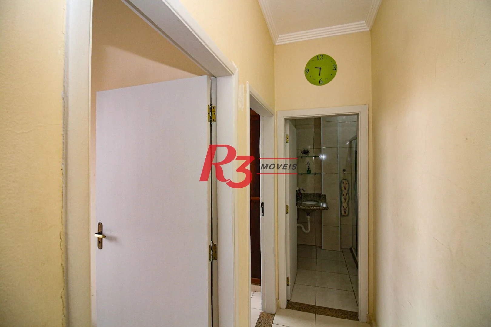 Apartamento com 2 dormitórios à venda, 80 m² por R$ 750.000,00 - Gonzaga - Santos/SP