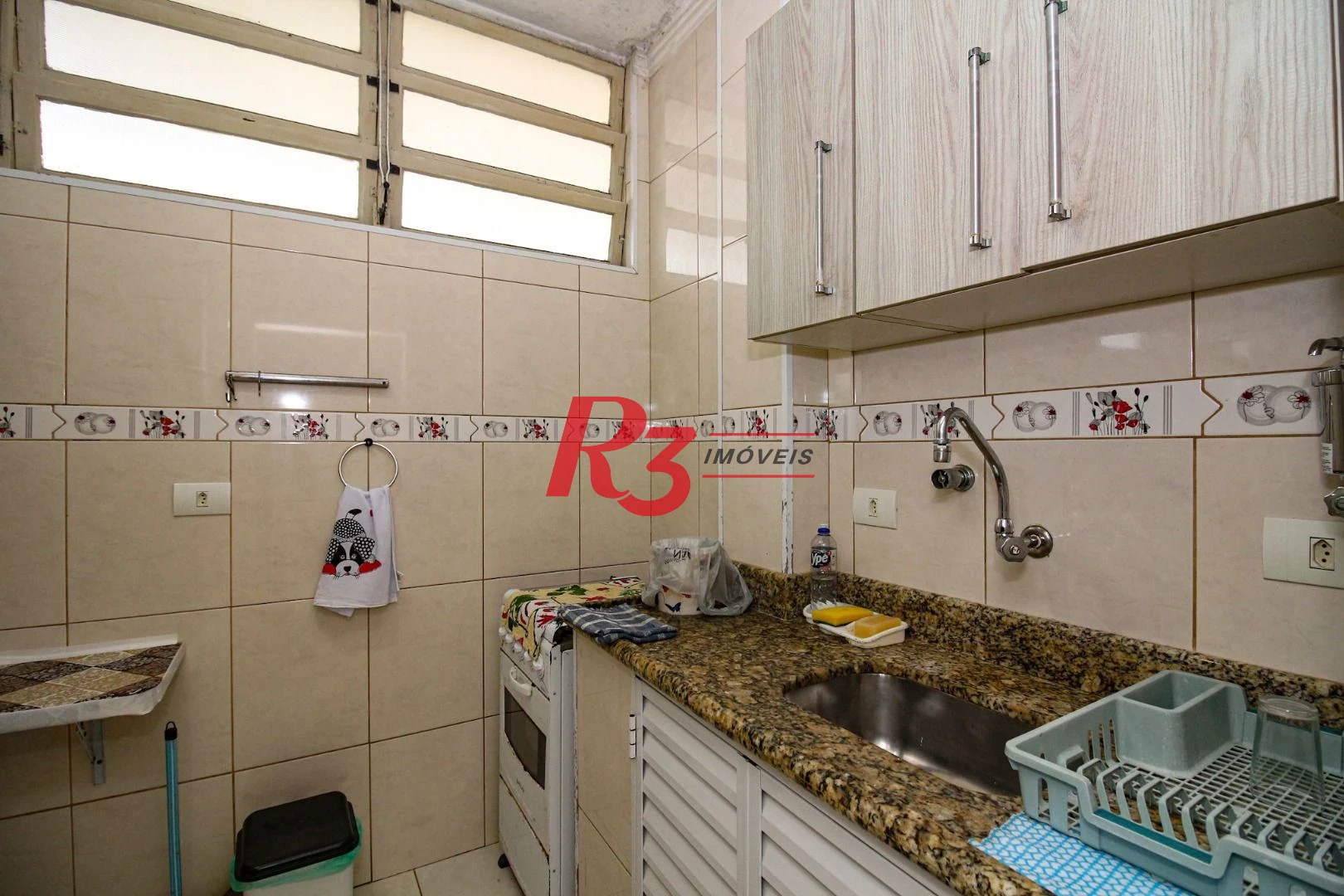 Apartamento com 2 dormitórios à venda, 80 m² por R$ 750.000,00 - Gonzaga - Santos/SP