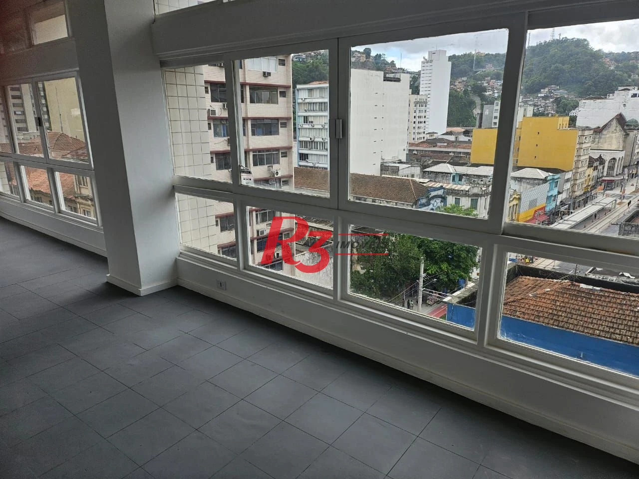 Sala para alugar, 100 m² por R$ 3.500/mês - Centro - Santos/SP