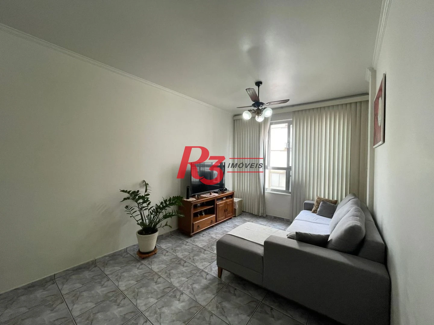 Apartamento á venda 2 quartos  Dependência Completa  1vg  quadra da Praia da Pompéia.