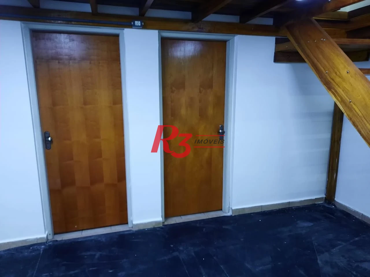 Excelente loja comercial com 300m2 de área útil
