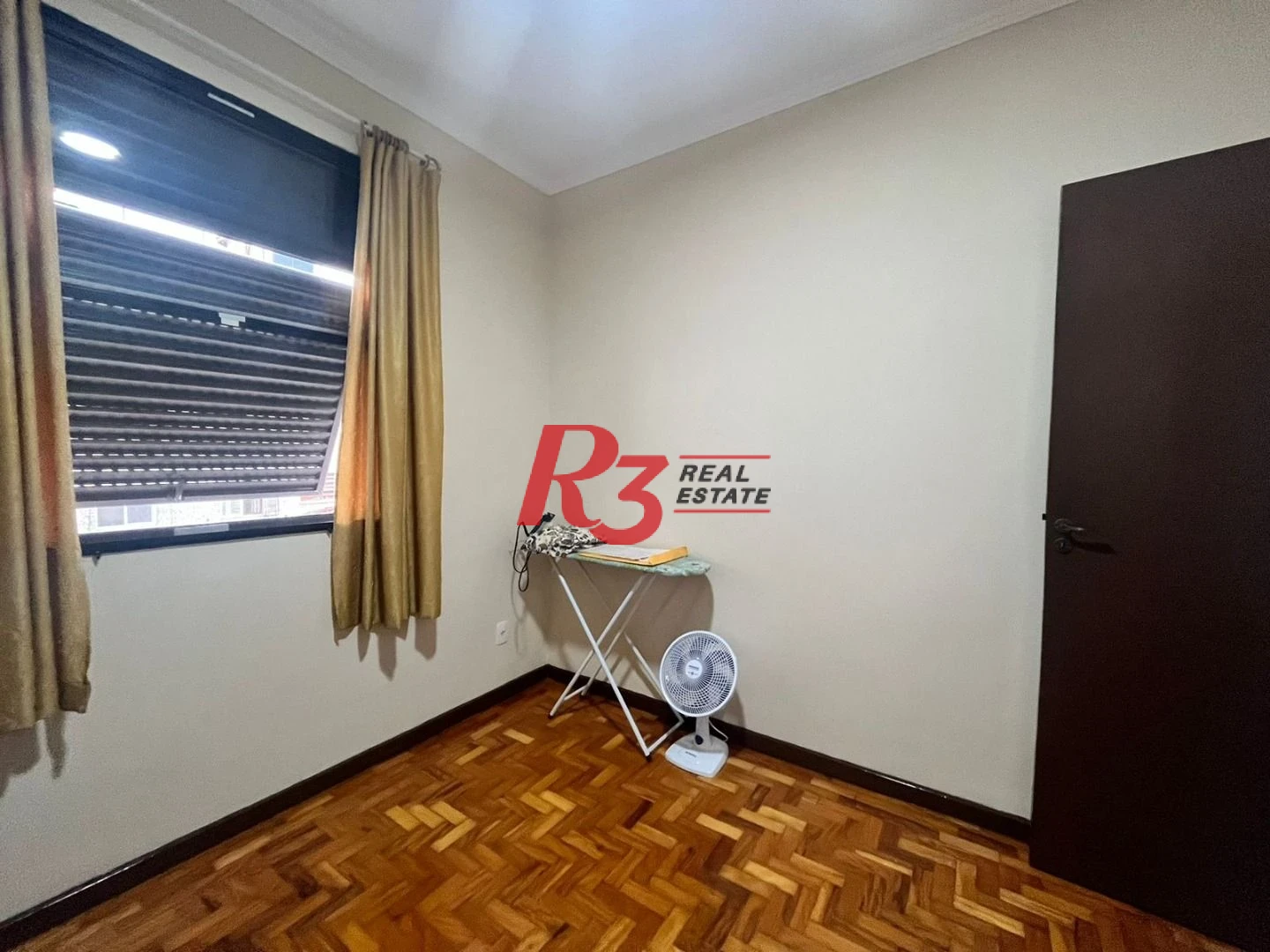 Apartamento com 3 dormitórios à venda, 96 m² por R$ 670.000,00 - Ponta da Praia - Santos/SP