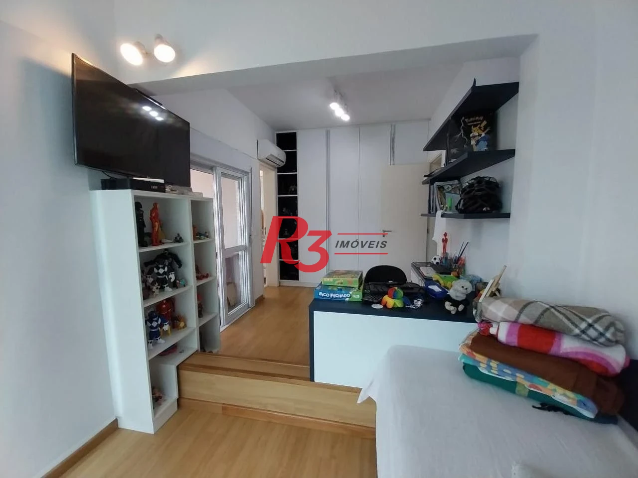 Apartamento Duplex com 2 suítes à venda, 121 m² por R$ 1.490.000 - Gonzaga - Santos/SP