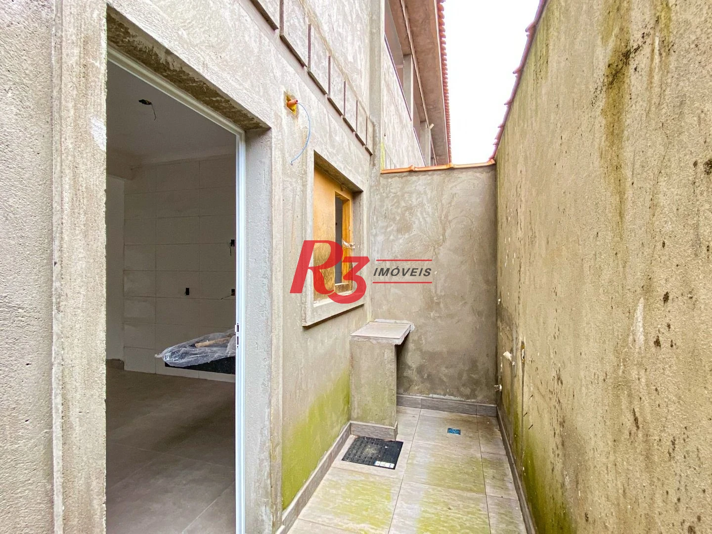 Village com 2 dormitórios à venda, 74,12m2 - Parque da Montanha - Santos/SP