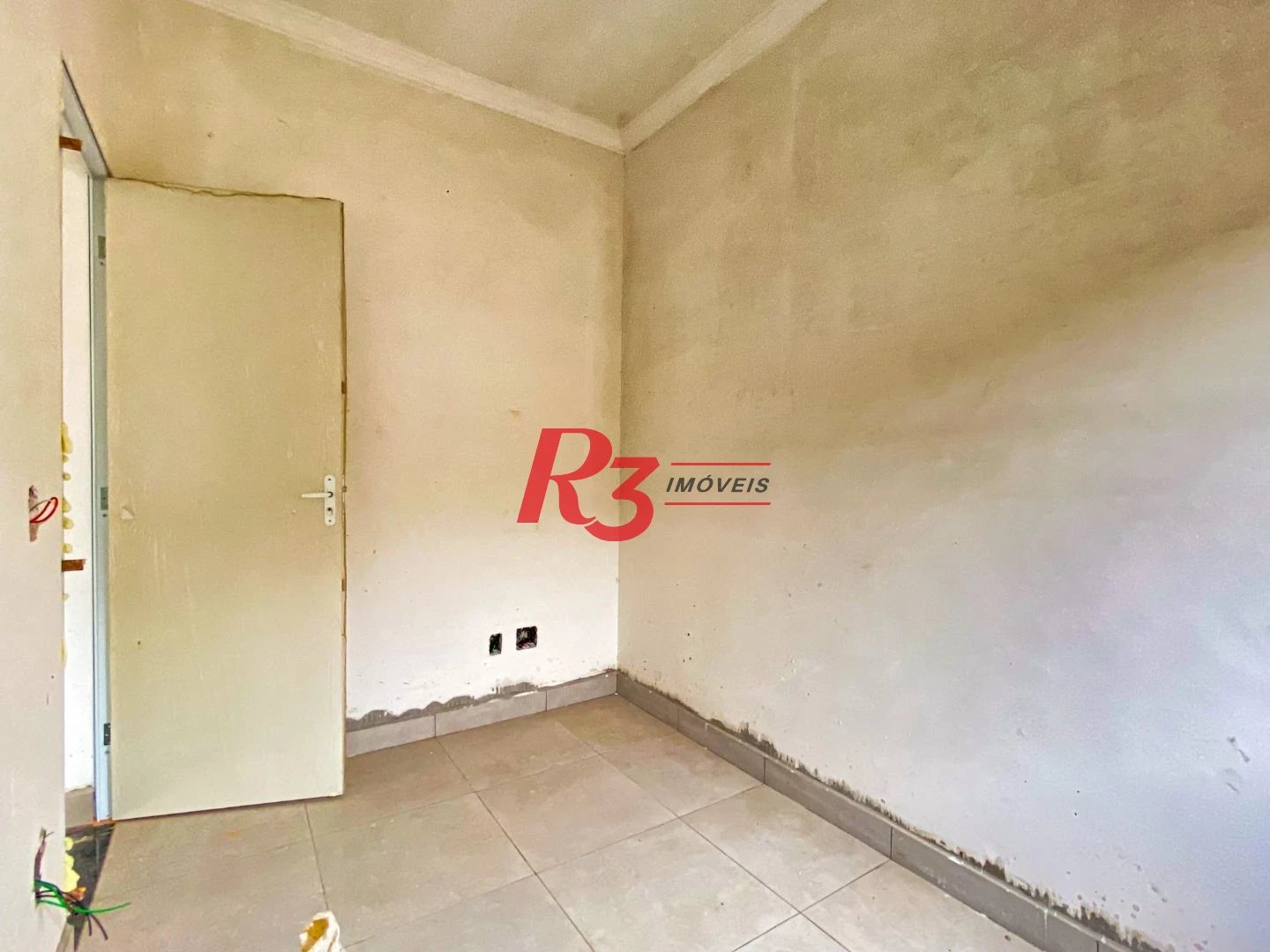 Village com 2 dormitórios à venda, 74,12m2 - Parque da Montanha - Santos/SP
