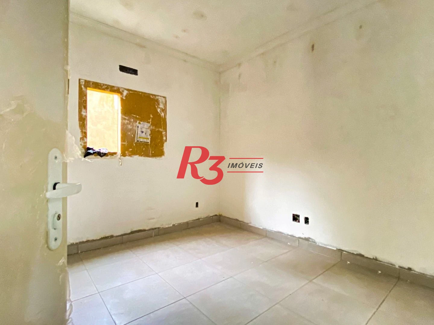 Village com 2 dormitórios à venda, 74,12m2 - Parque da Montanha - Santos/SP