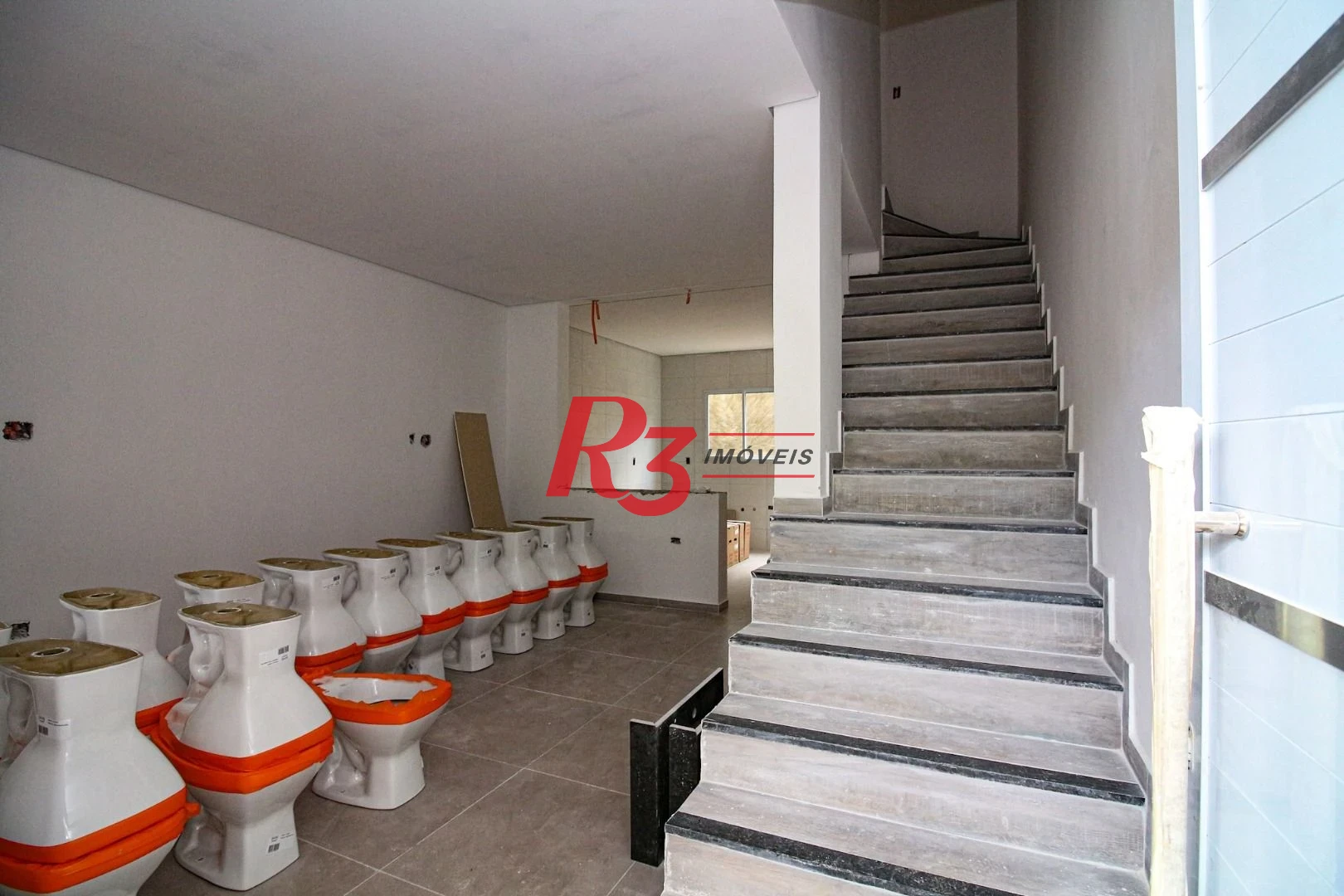 Sobrado à venda, 84 m² por R$ 666.000,00 - Parque da Montanha - Santos/SP