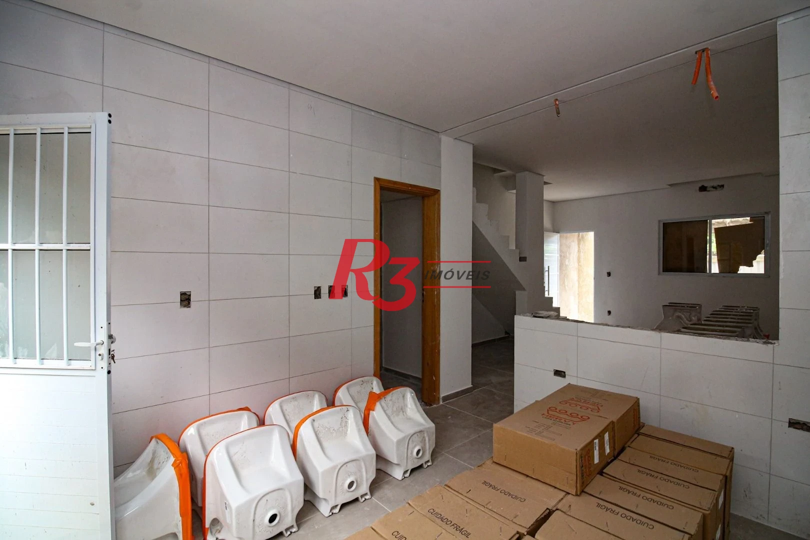 Sobrado à venda, 84 m² por R$ 666.000,00 - Parque da Montanha - Santos/SP