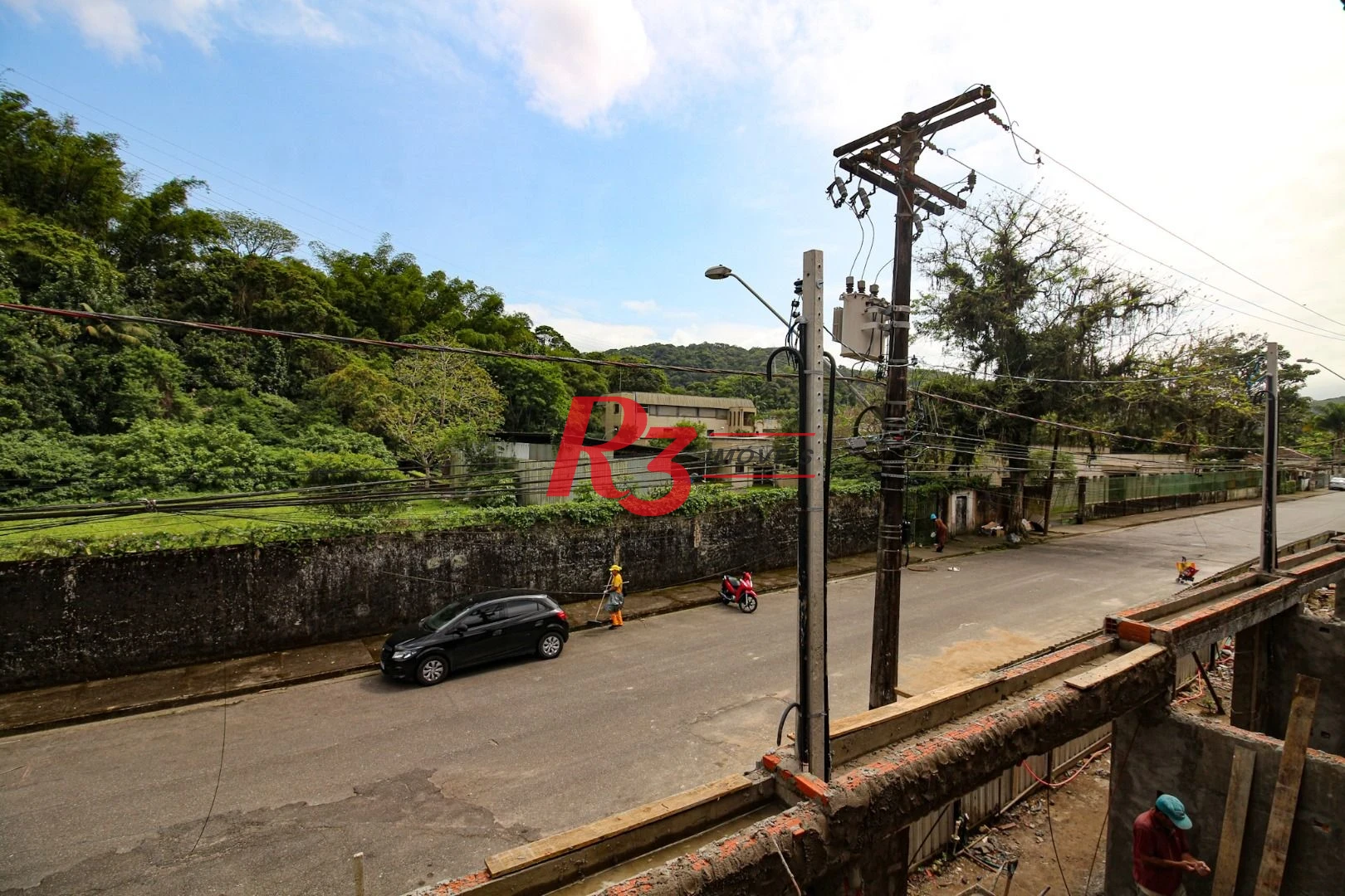 Sobrado à venda, 84 m² por R$ 666.000,00 - Parque da Montanha - Santos/SP