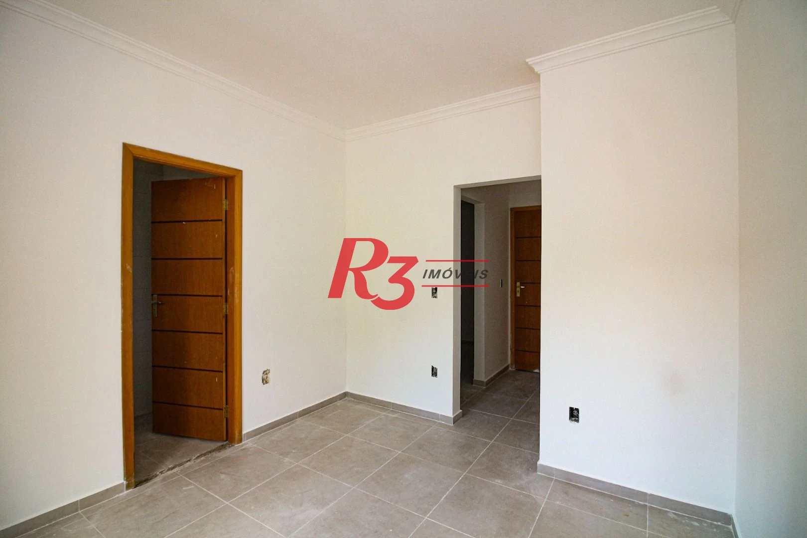 Sobrado à venda, 84 m² por R$ 666.000,00 - Parque da Montanha - Santos/SP
