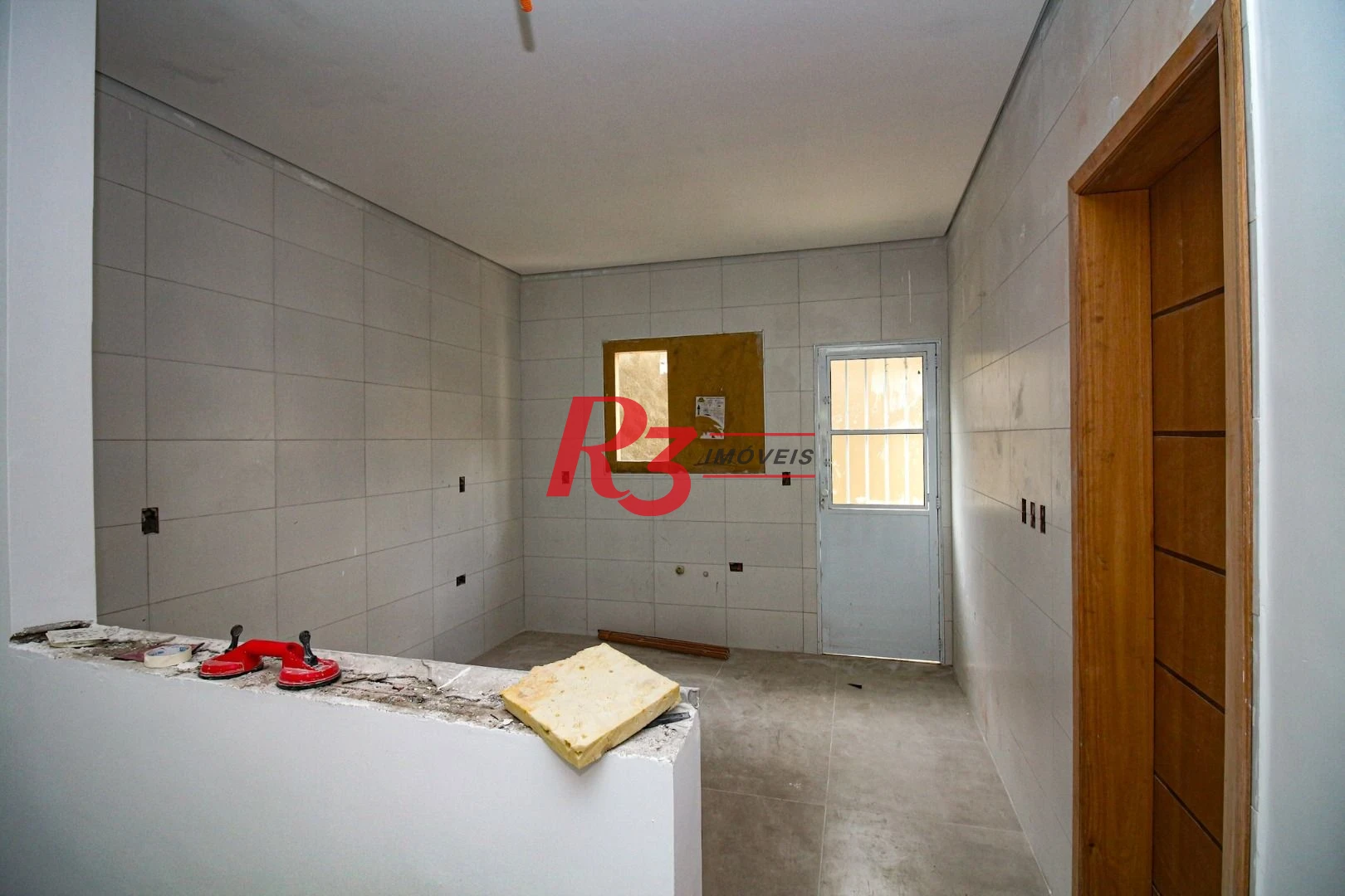Sobrado à venda, 85 m² por R$ 680.000,00 - Parque da Montanha - Santos/SP