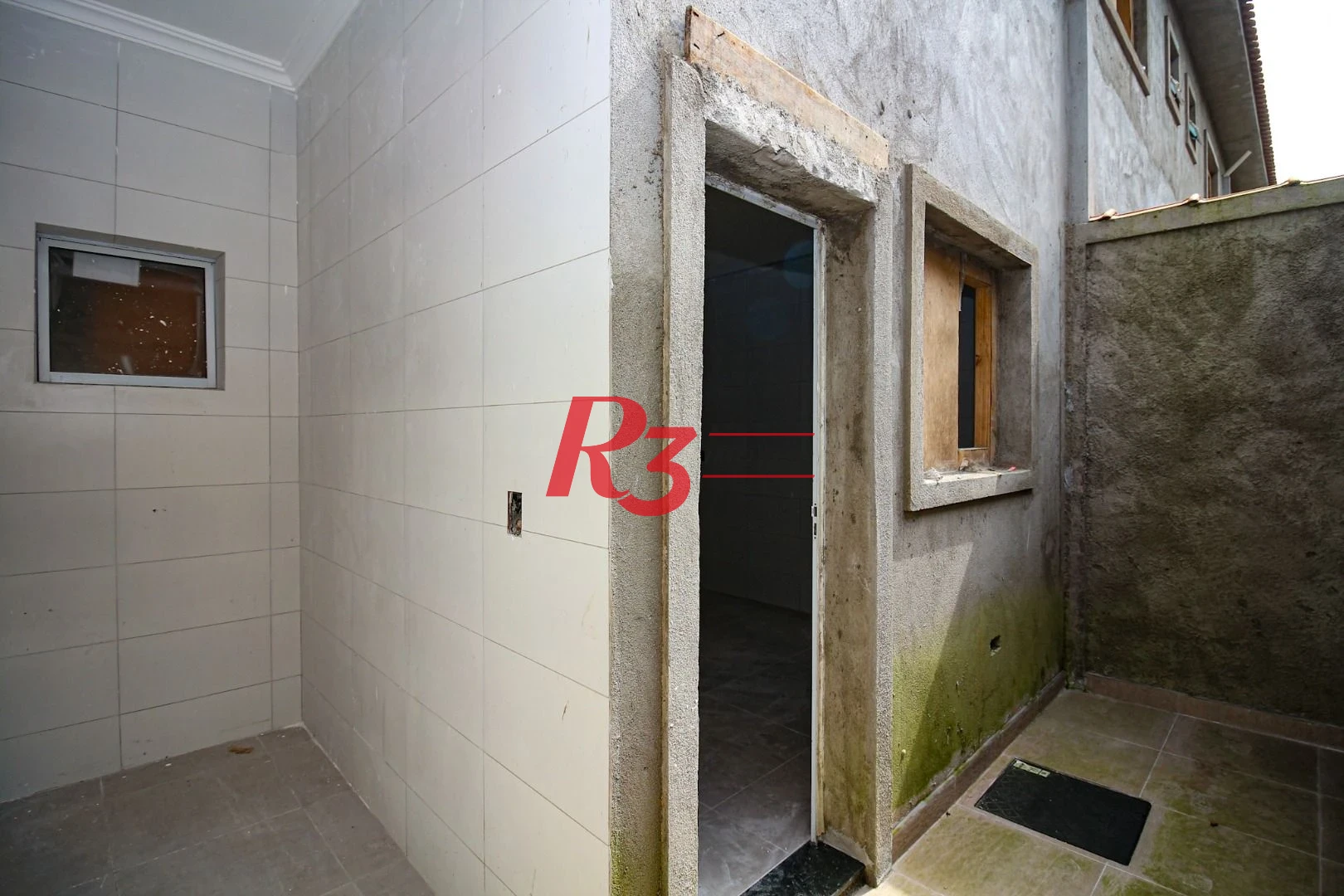 Sobrado à venda, 85 m² por R$ 680.000,00 - Parque da Montanha - Santos/SP