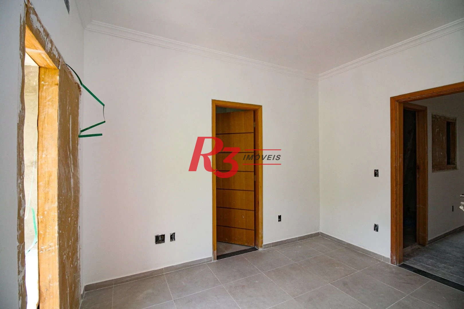 Sobrado à venda, 85 m² por R$ 680.000,00 - Parque da Montanha - Santos/SP
