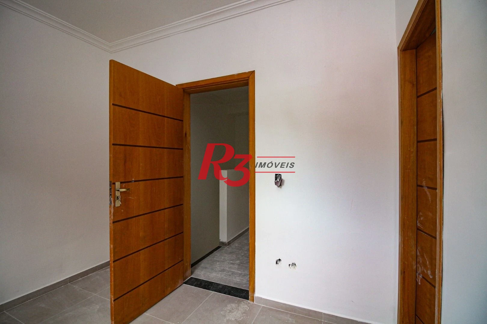Sobrado à venda, 85 m² por R$ 680.000,00 - Parque da Montanha - Santos/SP