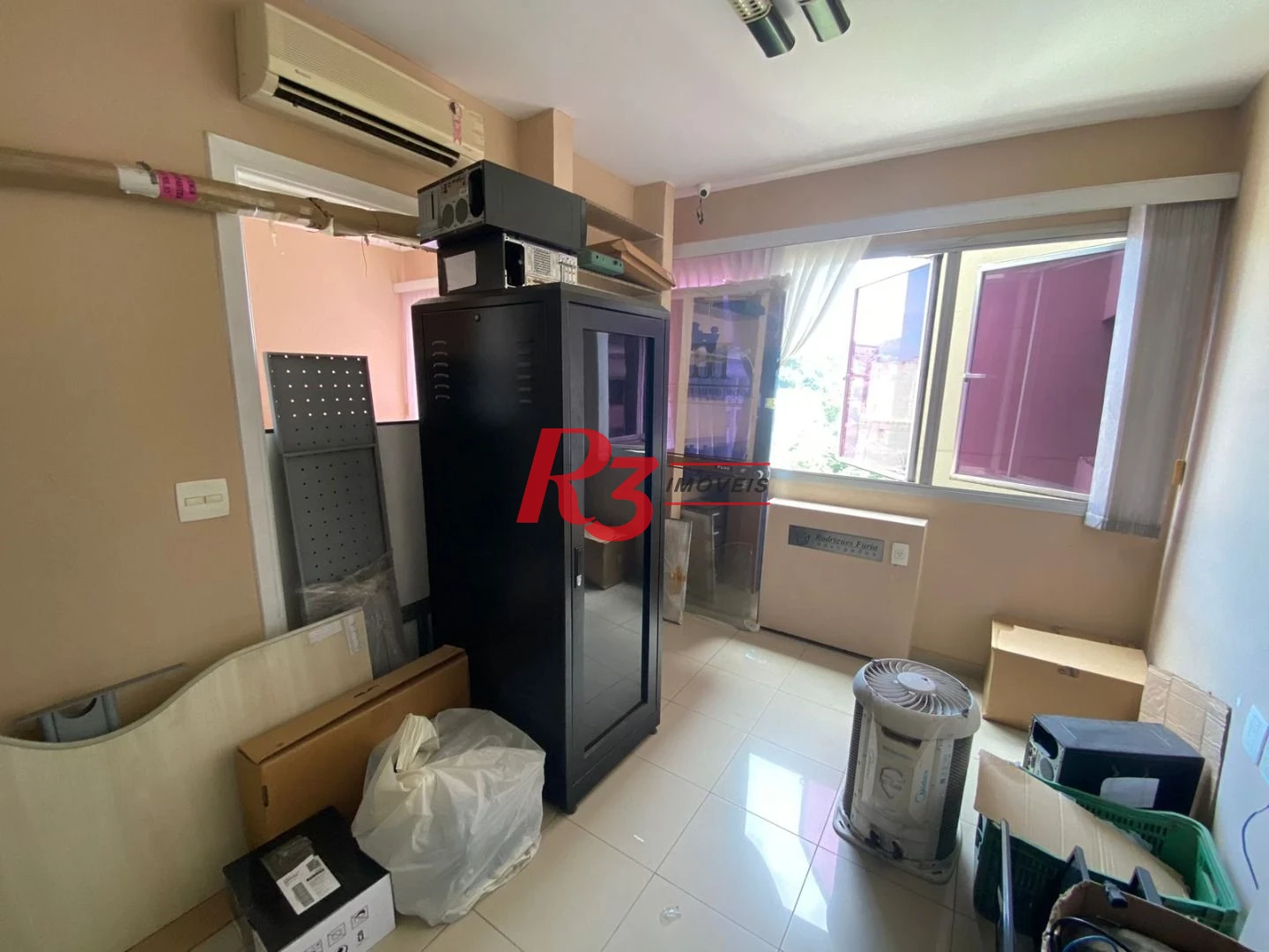 Sala, 75 m² - venda por R$ 315.000,00 ou aluguel por R$ 2.300,02/mês - Centro - Santos/SP