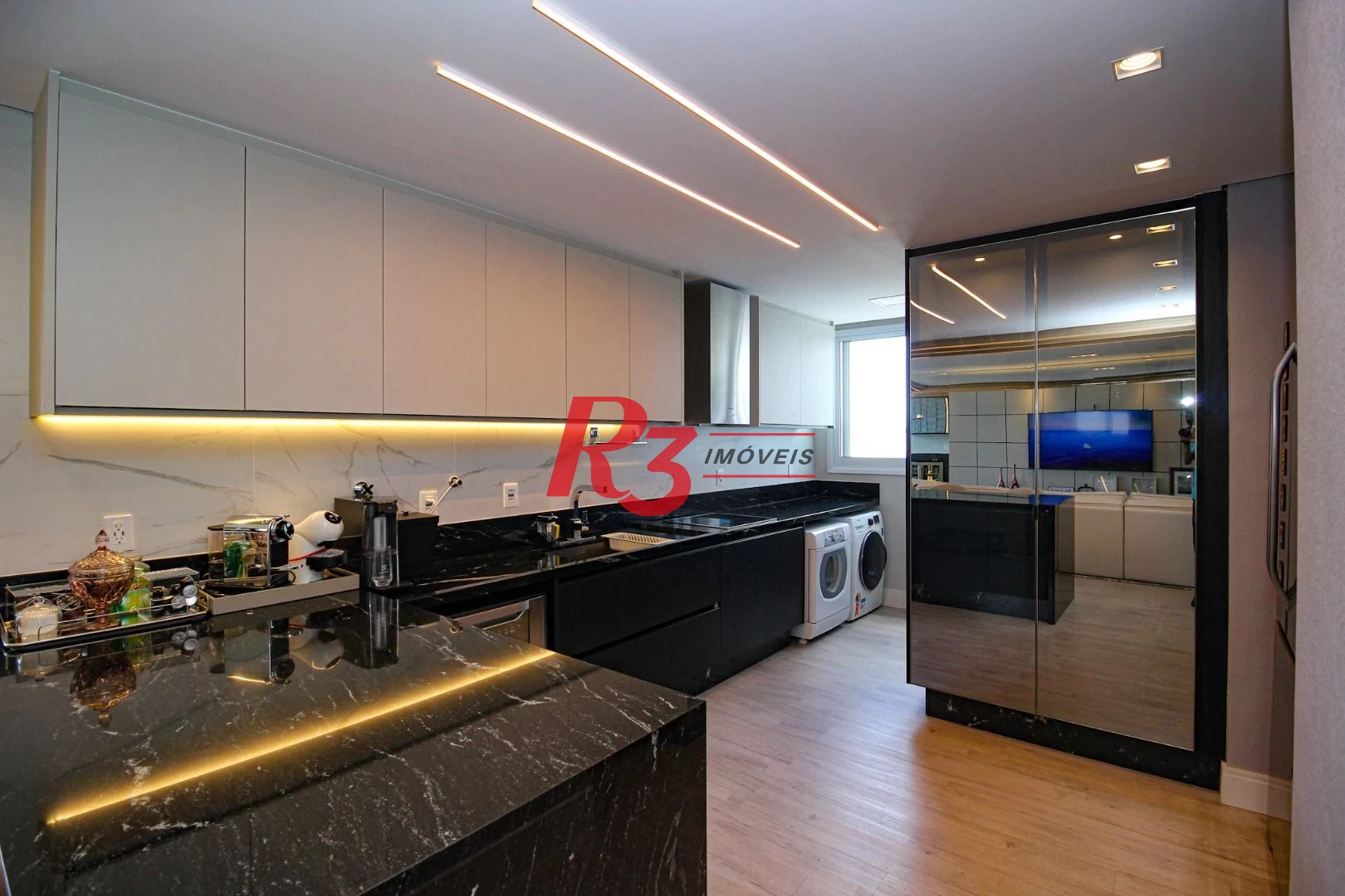 Apartamento à venda, 91 m² por R$ 2.650.000,00 - Aparecida - Santos/SP