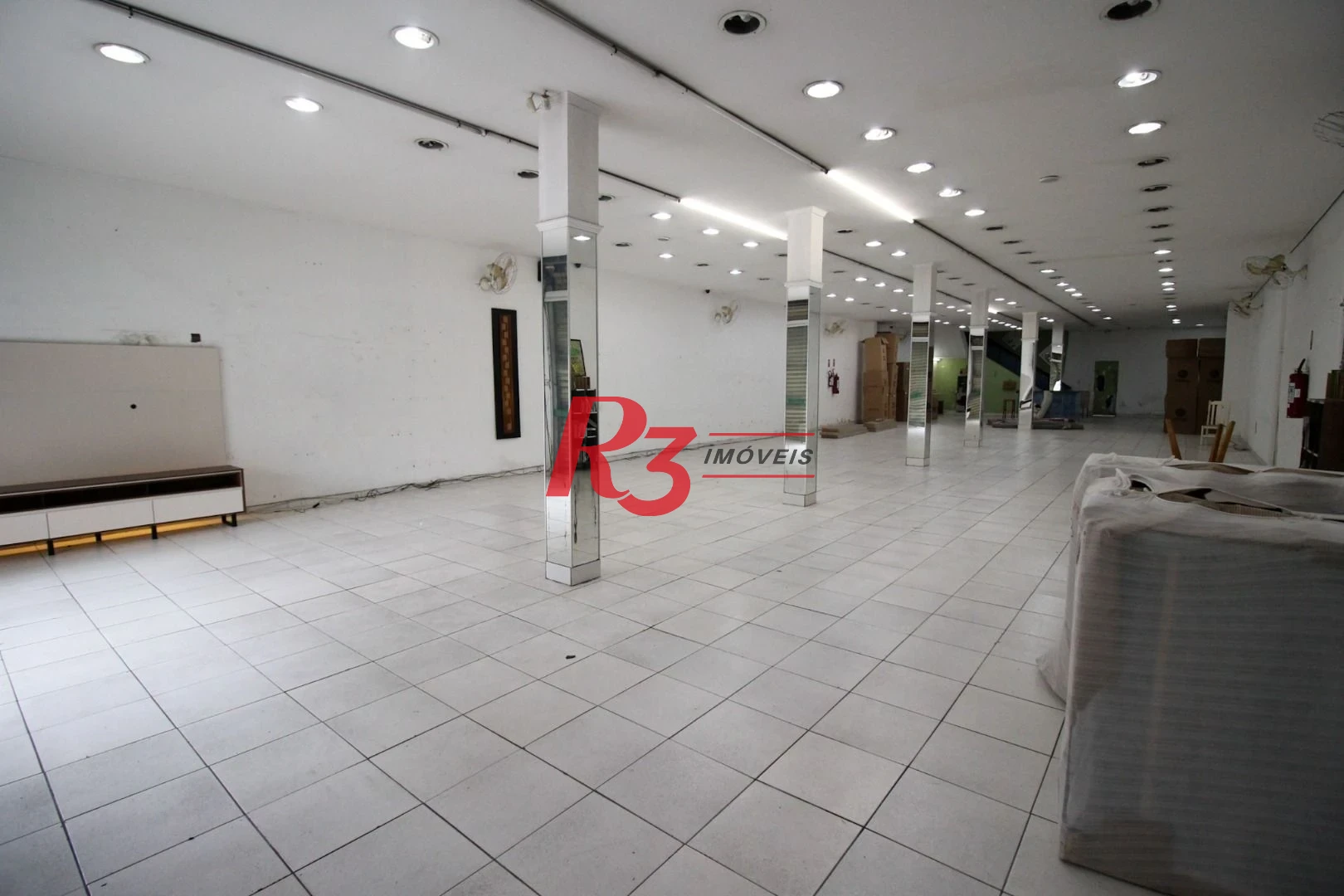Loja para alugar, 720 m² por R$ 16.000,00/mês - Centro - Santos/SP