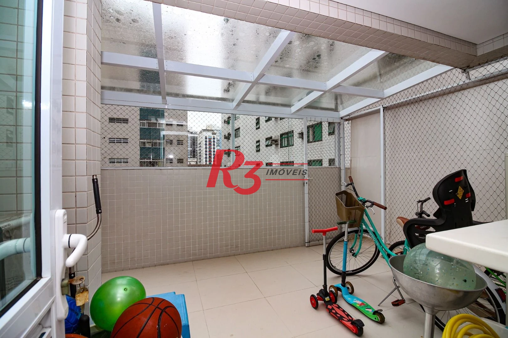 Vendo apartamento Garden com 3 suítes
