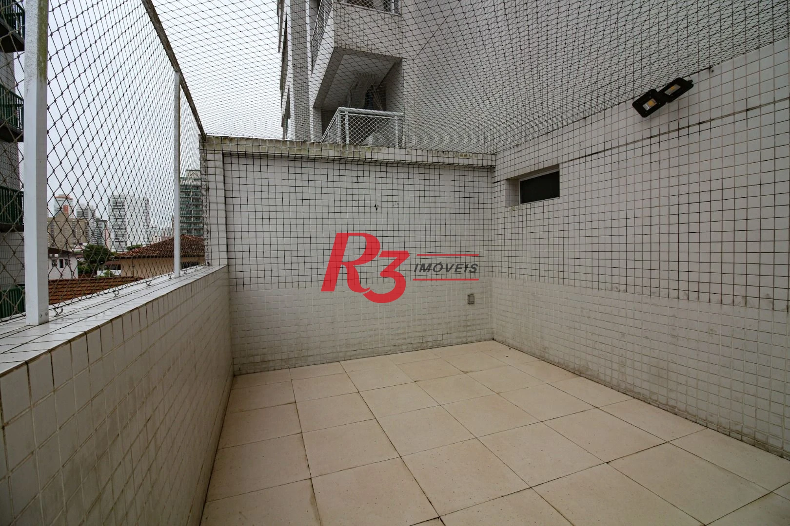 Vendo apartamento Garden com 3 suítes