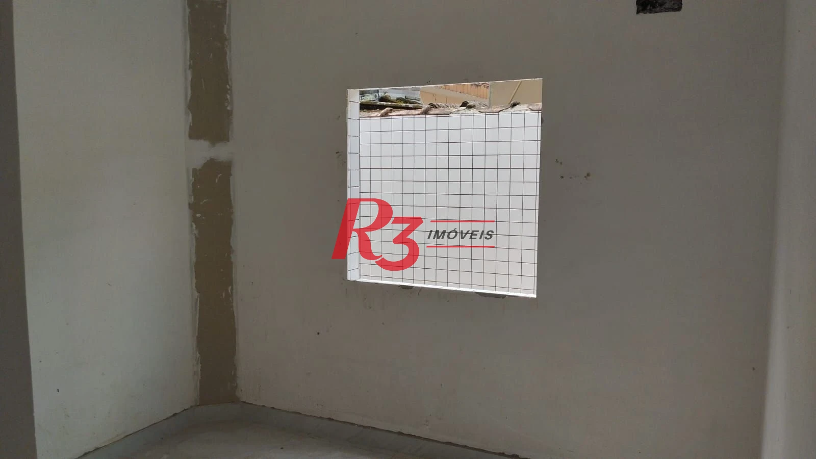 Excelente casa com 2 dormitórios, sendo um suíte