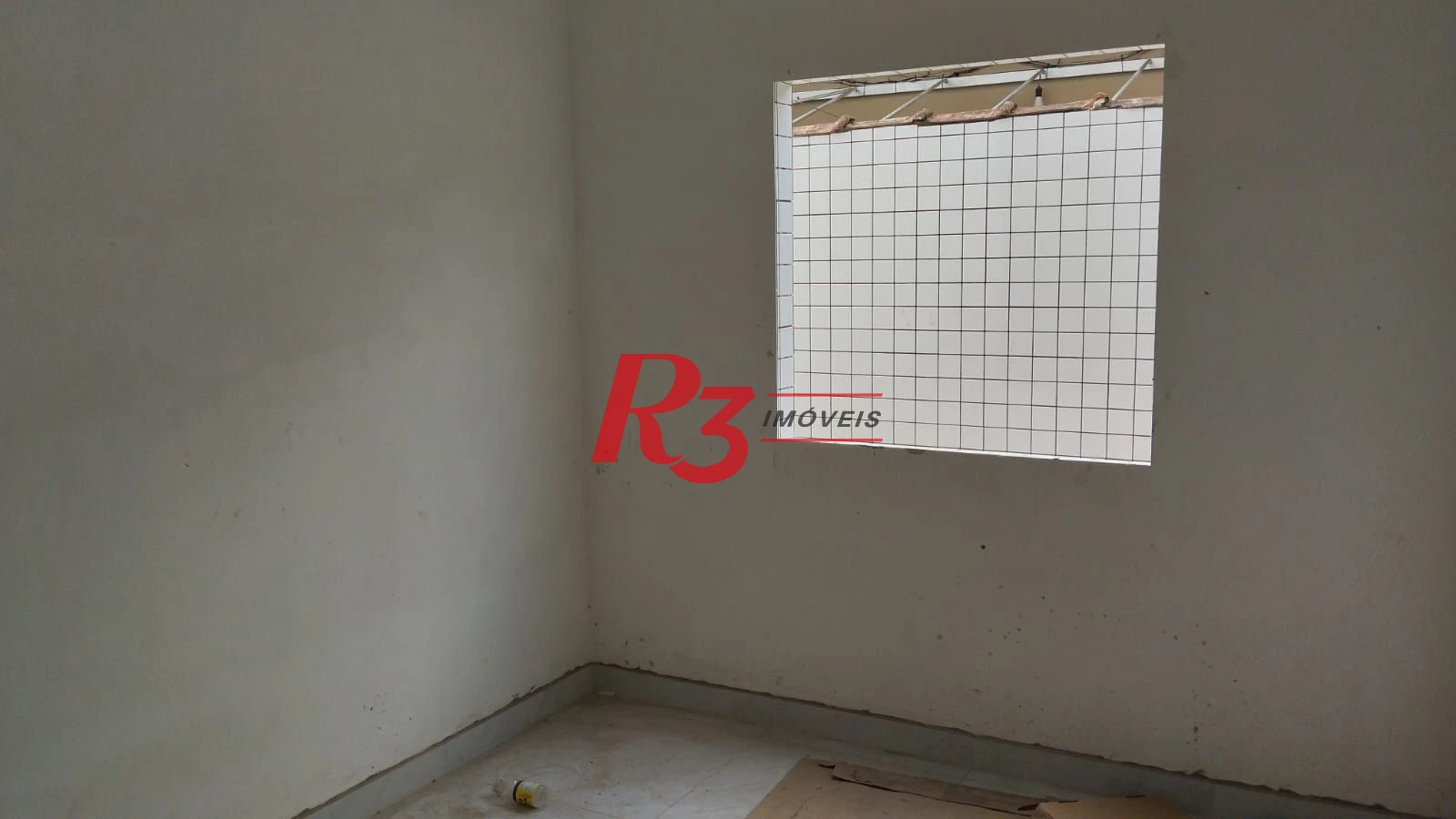 Excelente casa com 2 dormitórios, sendo um suíte