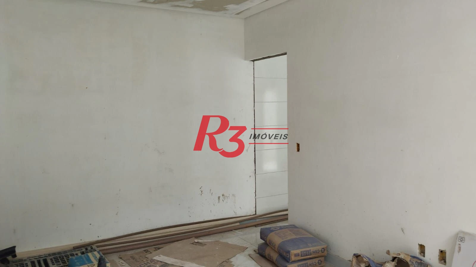 Excelente casa com 2 dormitórios, sendo um suíte