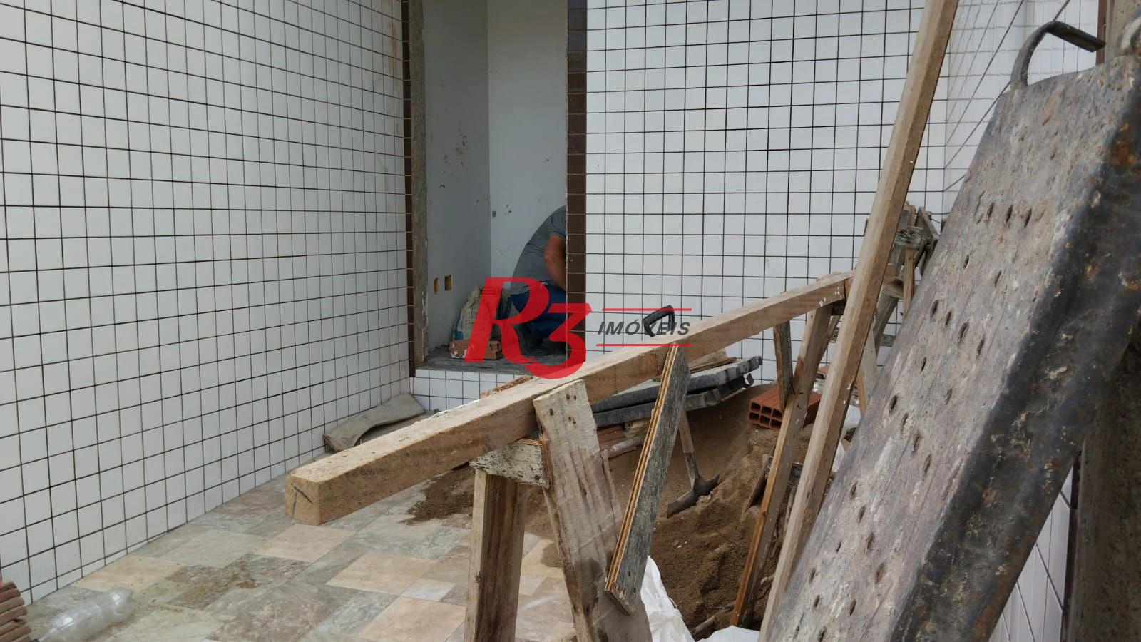 Excelente casa com 2 dormitórios, sendo um suíte