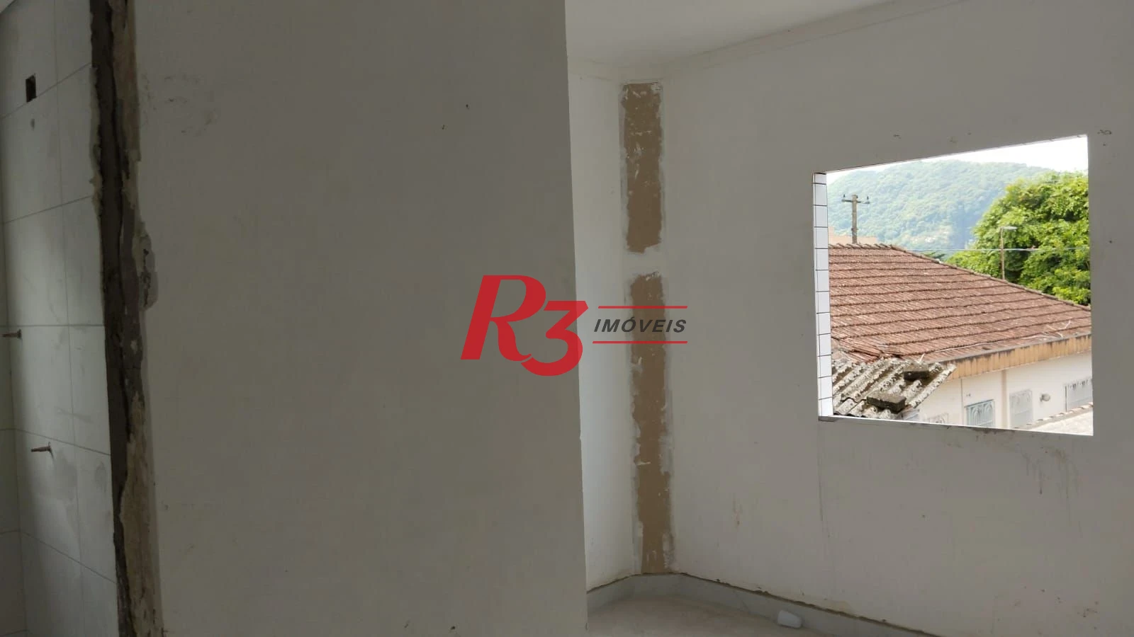 Casa com 2 dormitórios à venda, 74 m² por R$ 450.000,00 - Santa Maria - Santos/SP
