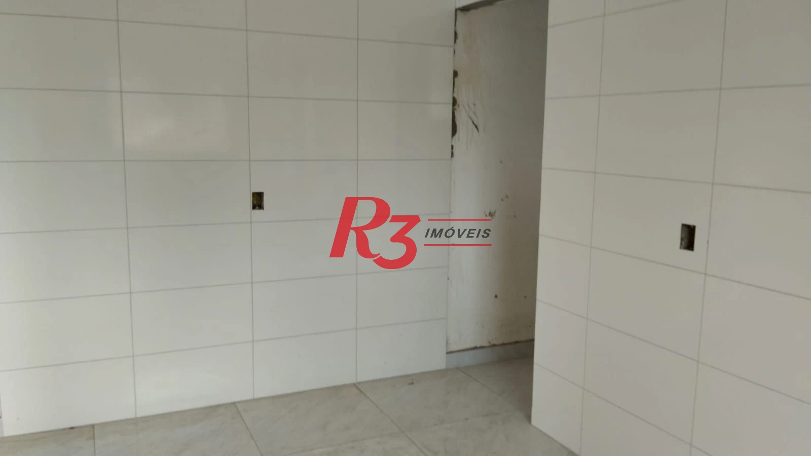 Casa com 2 dormitórios à venda, 74 m² por R$ 450.000,00 - Santa Maria - Santos/SP