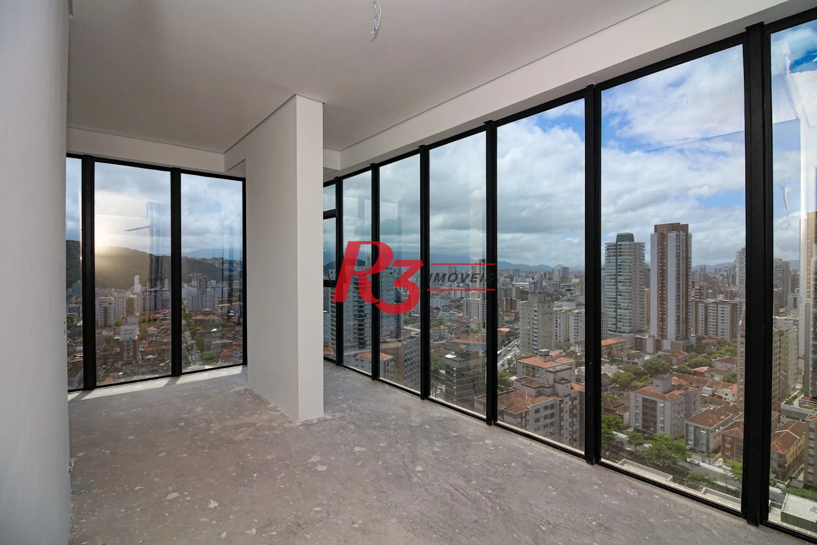 Cobertura com 4 suítes à venda, 320 m² por R$ 5.500.000 - José Menino - Santos/SP