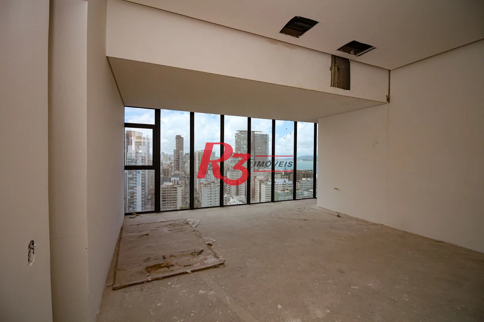 Cobertura com 4 suítes à venda, 320 m² por R$ 5.500.000 - José Menino - Santos/SP