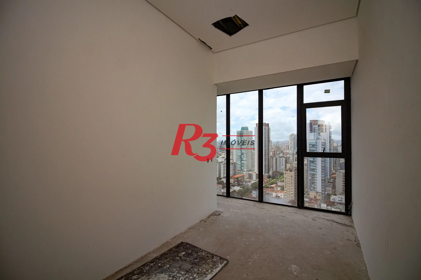 Cobertura com 4 suítes à venda, 320 m² por R$ 5.500.000 - José Menino - Santos/SP