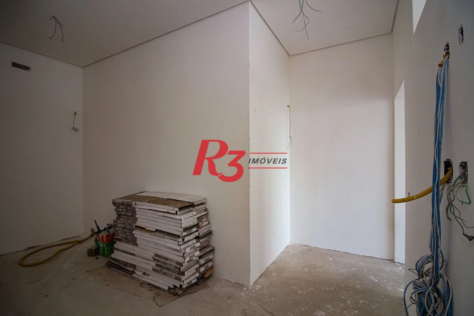 Cobertura com 4 suítes à venda, 320 m² por R$ 5.500.000 - José Menino - Santos/SP