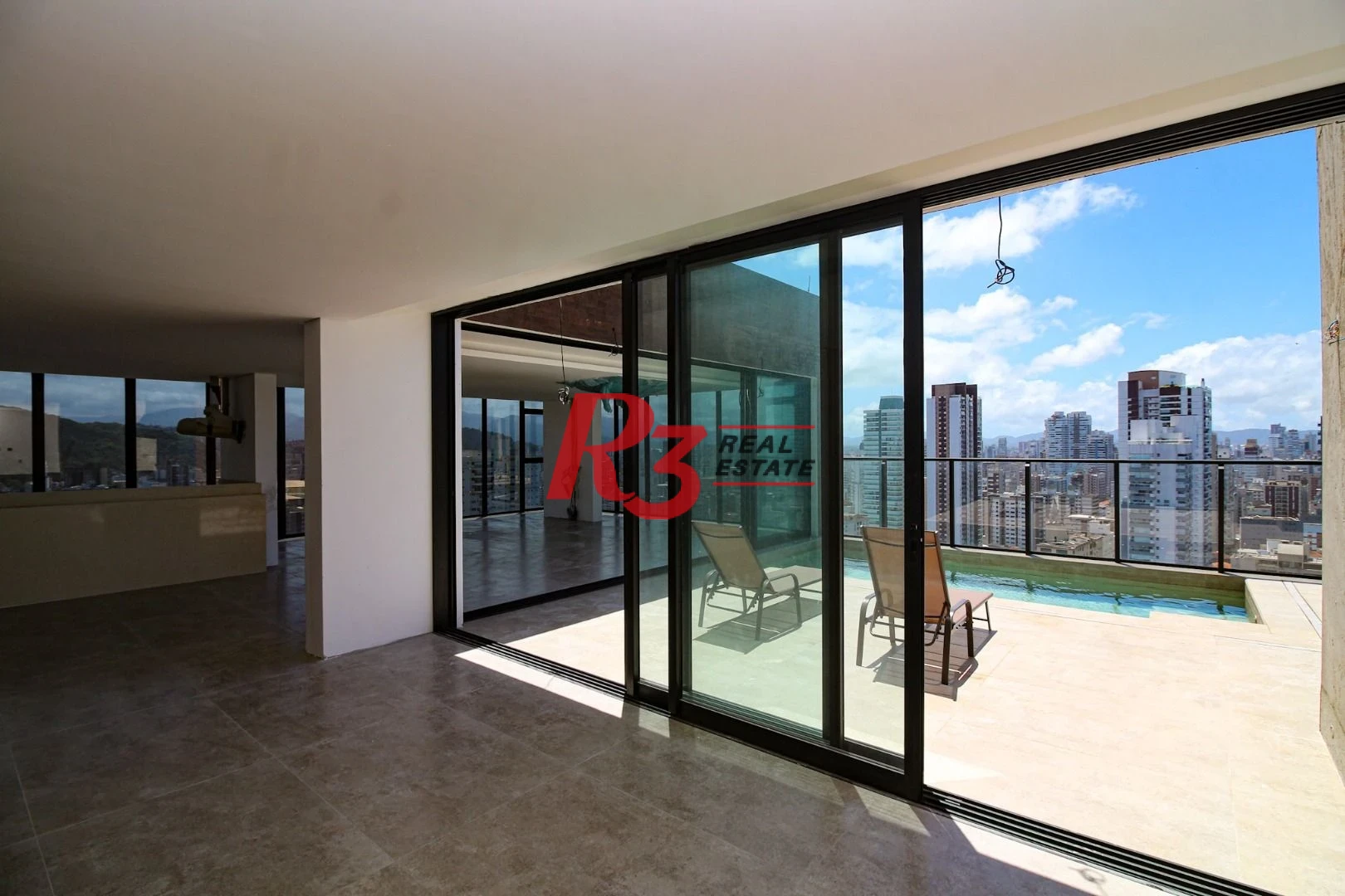 Cobertura com 4 suítes à venda, 320 m² por R$ 5.500.000 - José Menino - Santos/SP