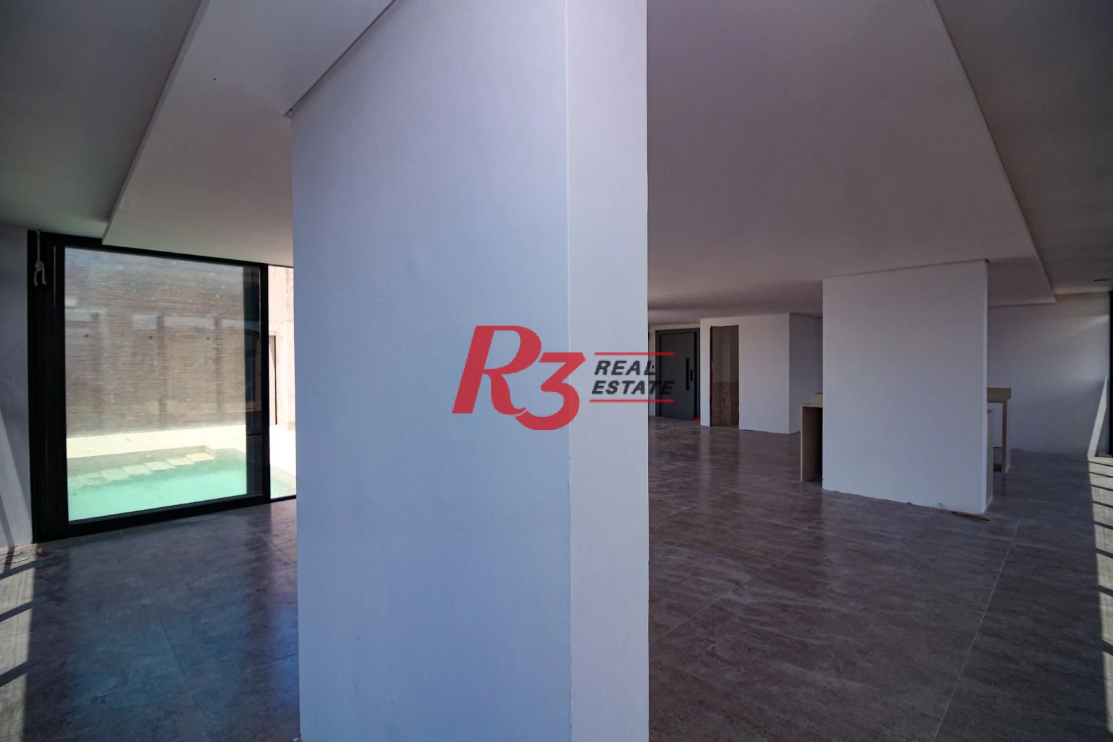 Cobertura com 4 suítes à venda, 320 m² por R$ 5.500.000 - José Menino - Santos/SP
