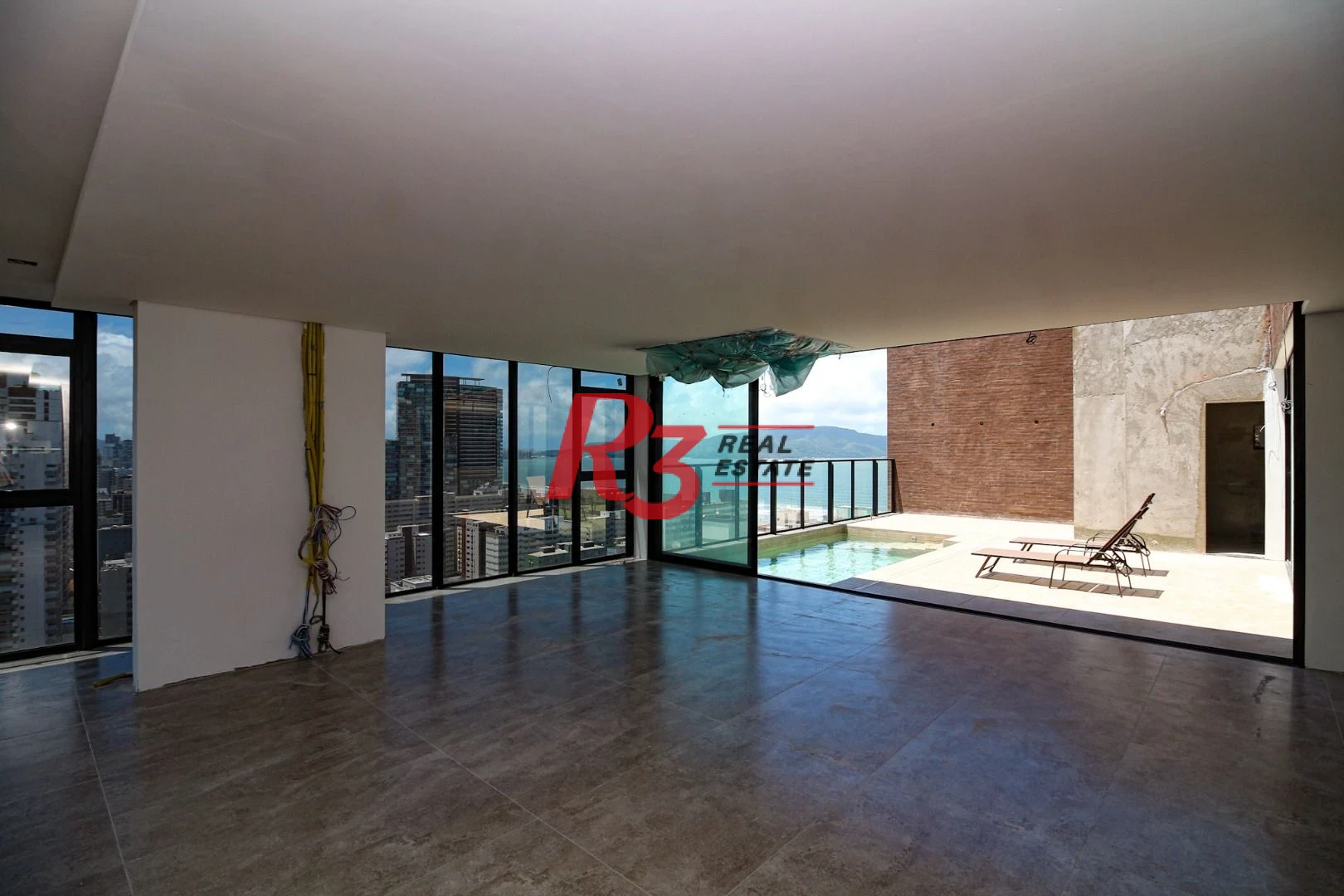 Cobertura com 4 suítes à venda, 320 m² por R$ 5.500.000 - José Menino - Santos/SP