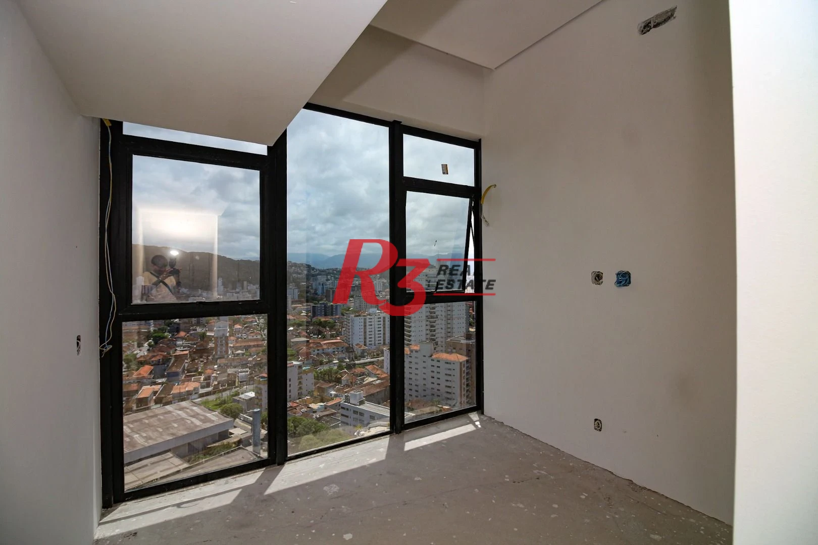 Cobertura com 4 suítes à venda, 320 m² por R$ 5.500.000 - José Menino - Santos/SP
