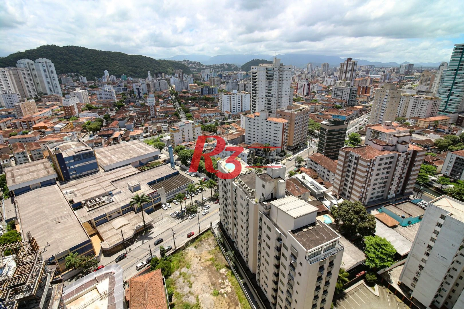 Cobertura com 4 suítes à venda, 320 m² por R$ 5.500.000 - José Menino - Santos/SP