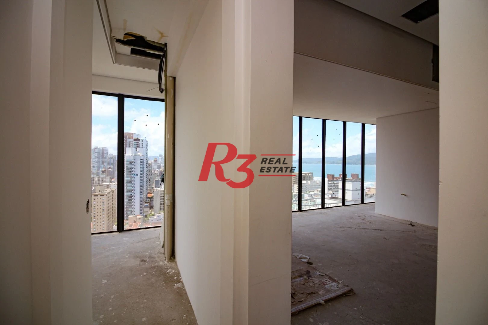 Cobertura com 4 suítes à venda, 320 m² por R$ 5.500.000 - José Menino - Santos/SP