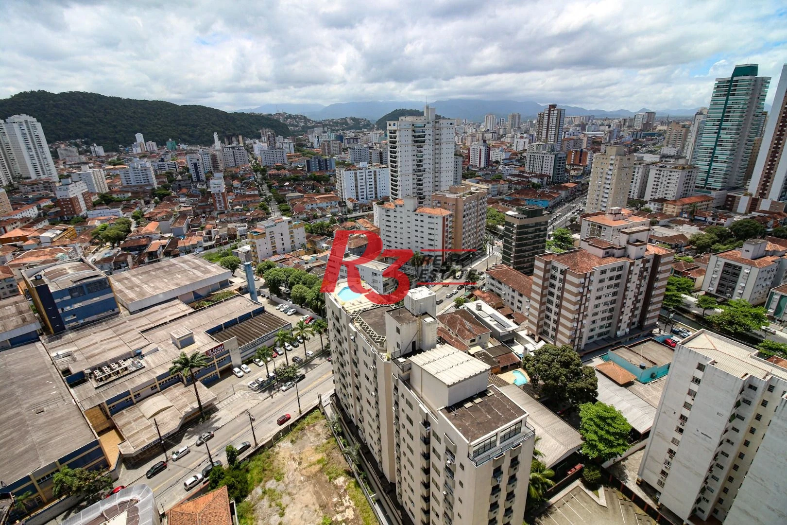 Cobertura com 4 suítes à venda, 320 m² por R$ 5.500.000 - José Menino - Santos/SP
