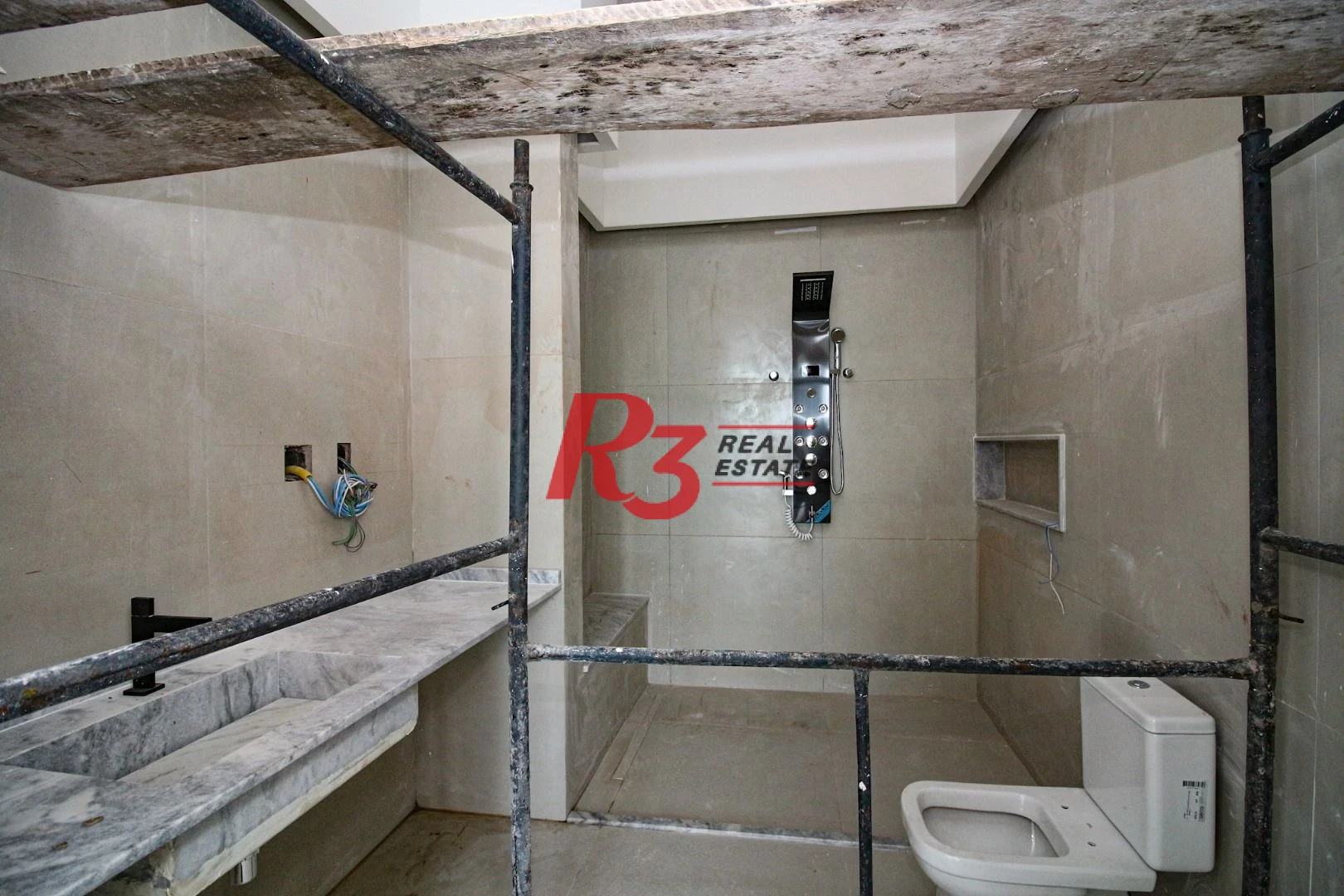 Cobertura com 4 suítes à venda, 320 m² por R$ 5.500.000 - José Menino - Santos/SP