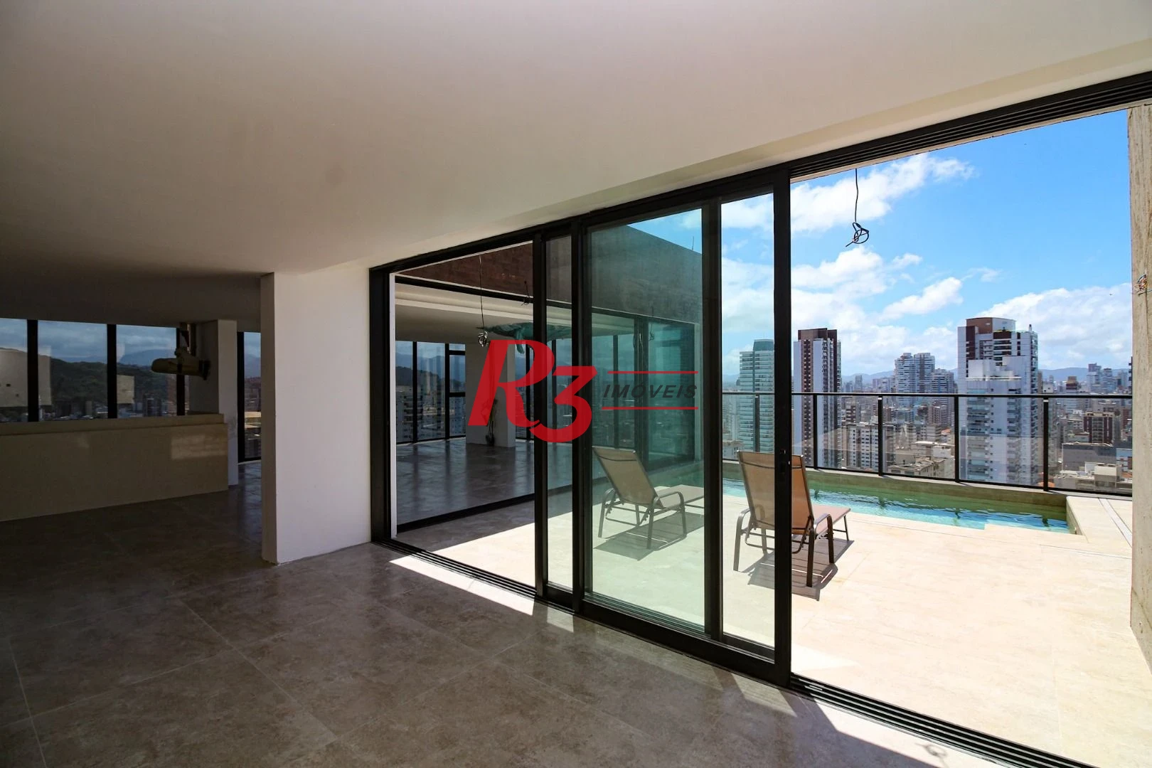 Cobertura com 4 suítes à venda, 320 m² por R$ 5.500.000 - José Menino - Santos/SP