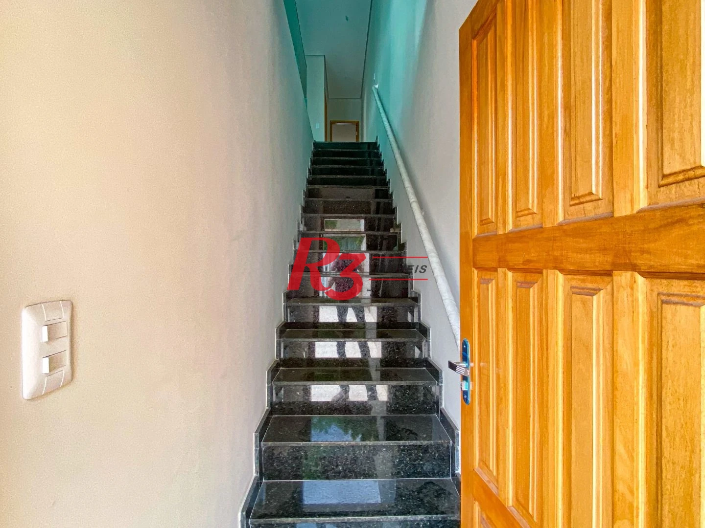 Casa com 3 dormitórios à venda, 240 m² por R$ 1.700.000,00 - Boqueirão - Santos/SP