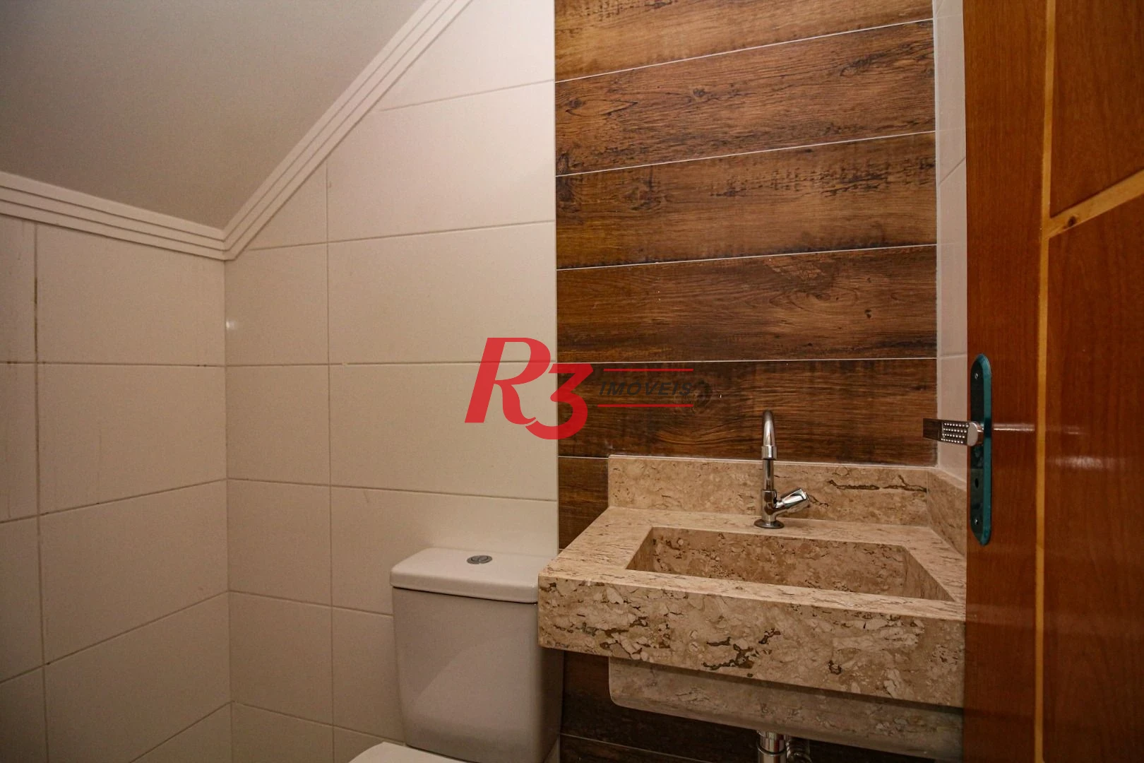 Casa com 3 dormitórios à venda, 240 m² por R$ 1.700.000,00 - Boqueirão - Santos/SP