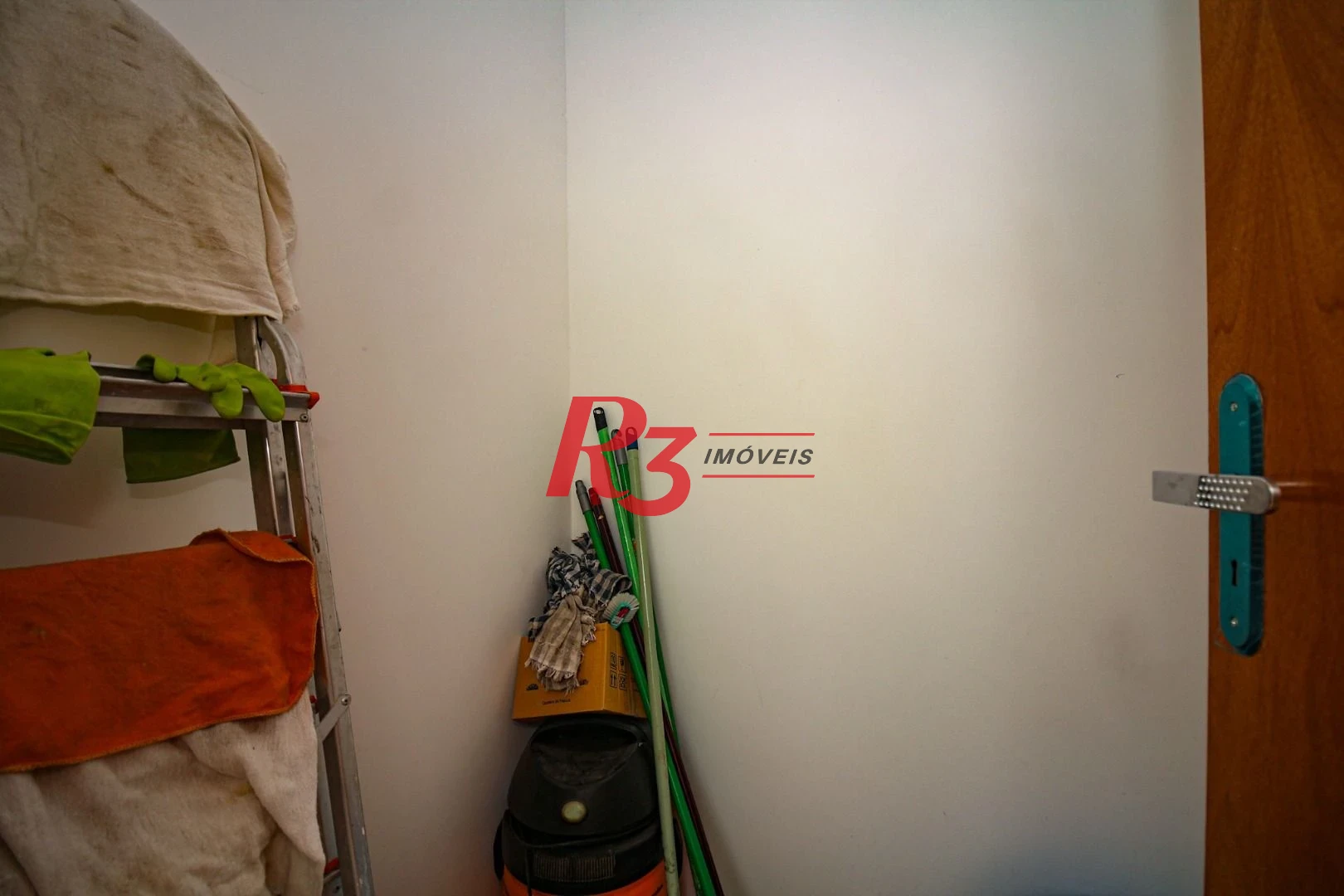 Casa com 3 dormitórios à venda, 240 m² por R$ 1.700.000,00 - Boqueirão - Santos/SP