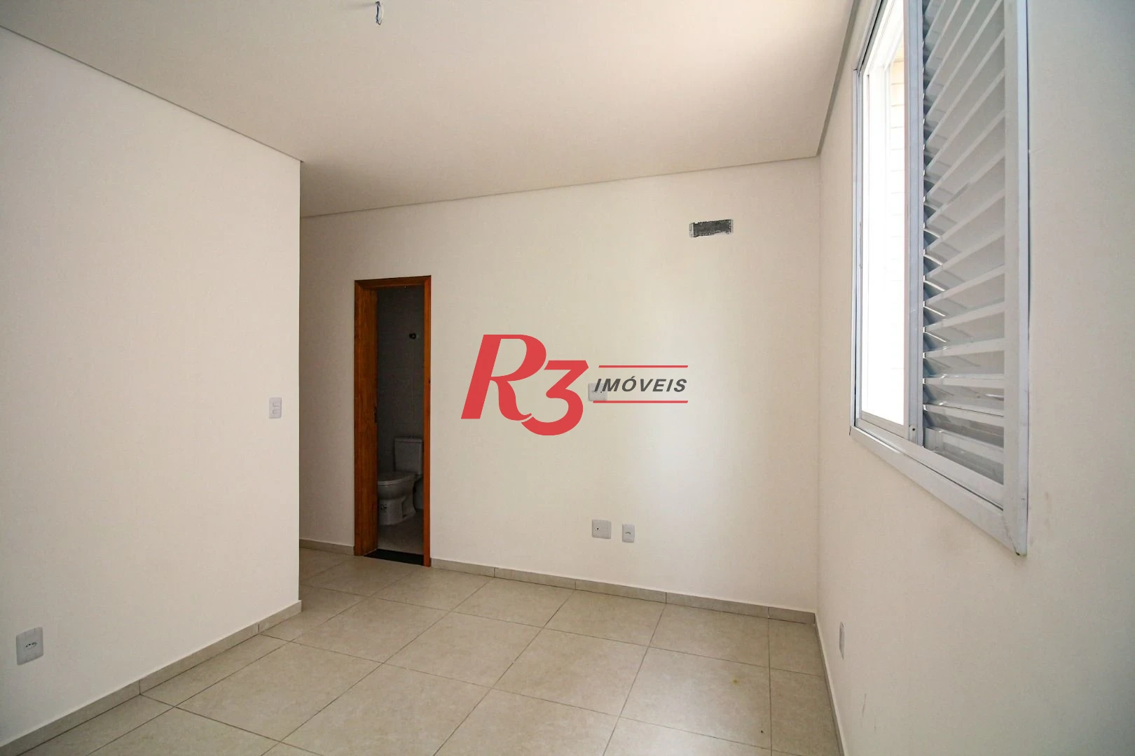 Casa com 3 dormitórios à venda, 240 m² por R$ 1.700.000,00 - Boqueirão - Santos/SP