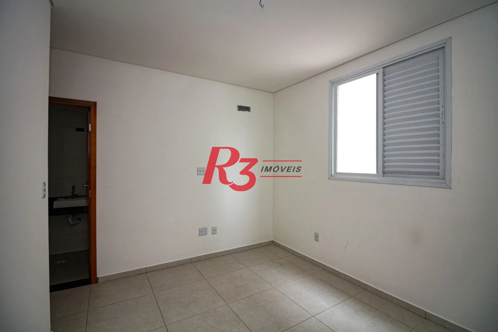 Casa com 3 dormitórios à venda, 240 m² por R$ 1.700.000,00 - Boqueirão - Santos/SP