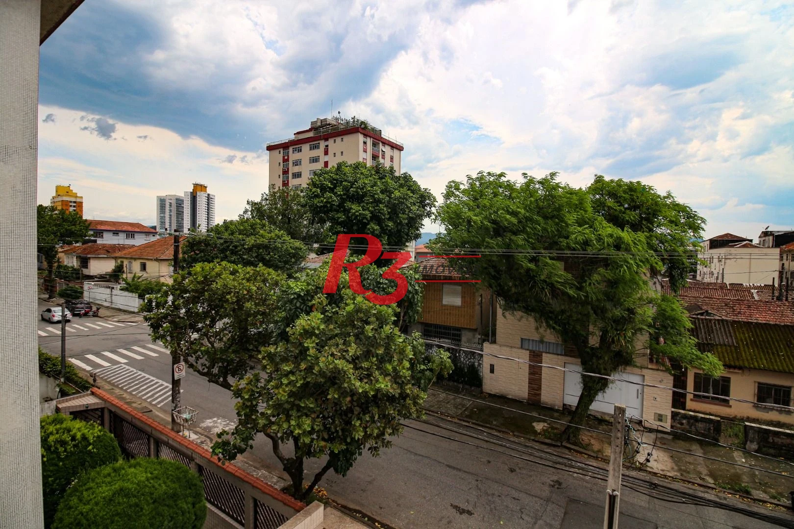 Casa com 3 dormitórios à venda, 240 m² por R$ 1.700.000,00 - Boqueirão - Santos/SP
